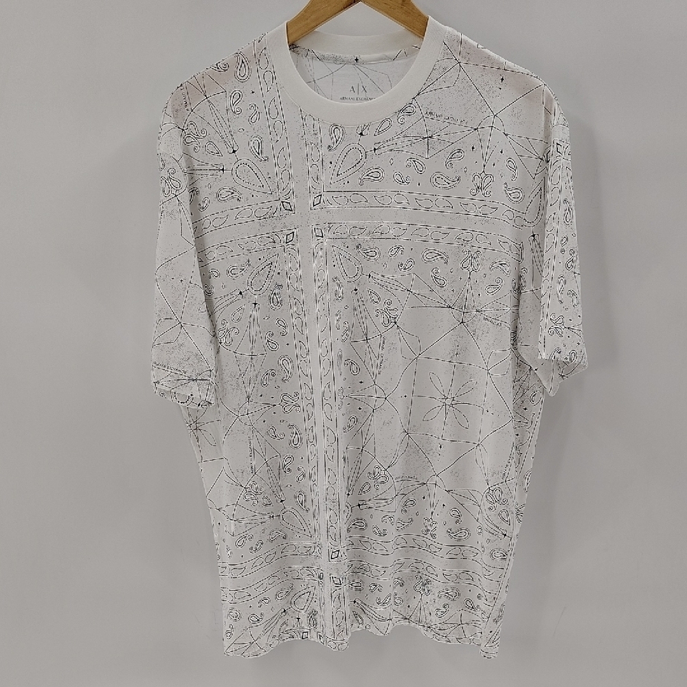 Armani Exchange Mens Regular Fit T-shirt Medium Kaleidoscope Pattern